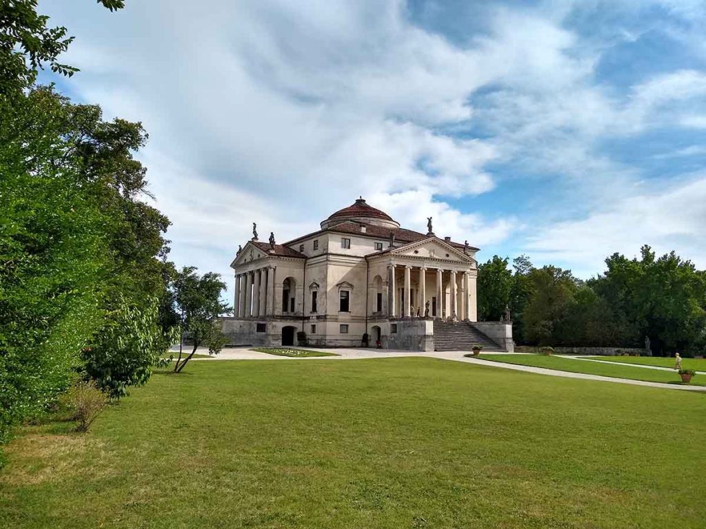view-villa-rotonda
